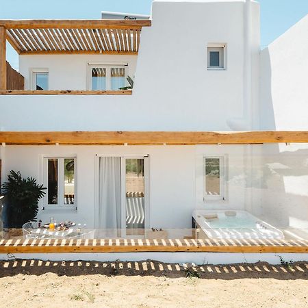 Sunday Luxury Suites Agia Anna  Extérieur photo