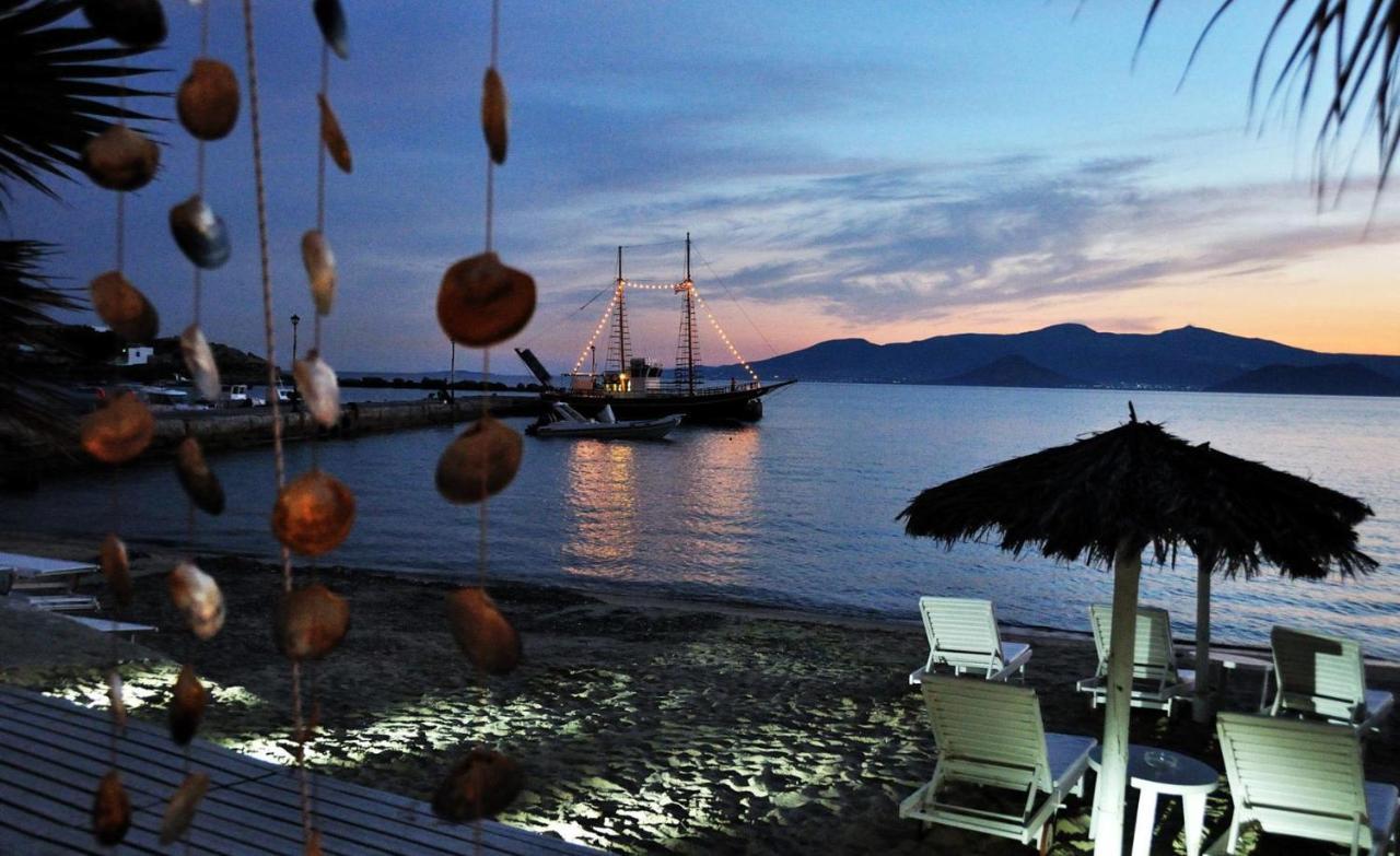 Sunday Luxury Suites Agia Anna  Extérieur photo