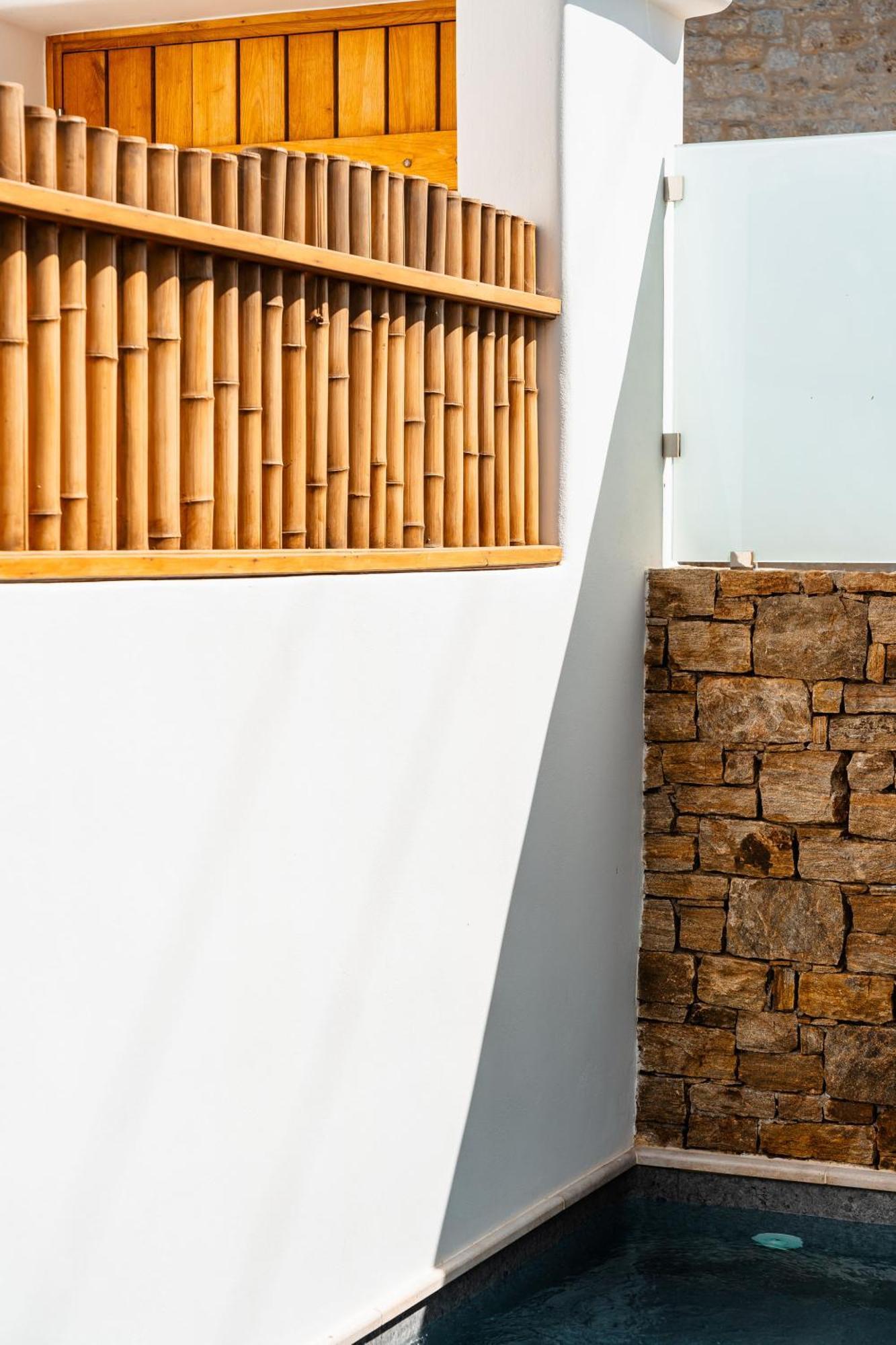 Sunday Luxury Suites Agia Anna  Extérieur photo