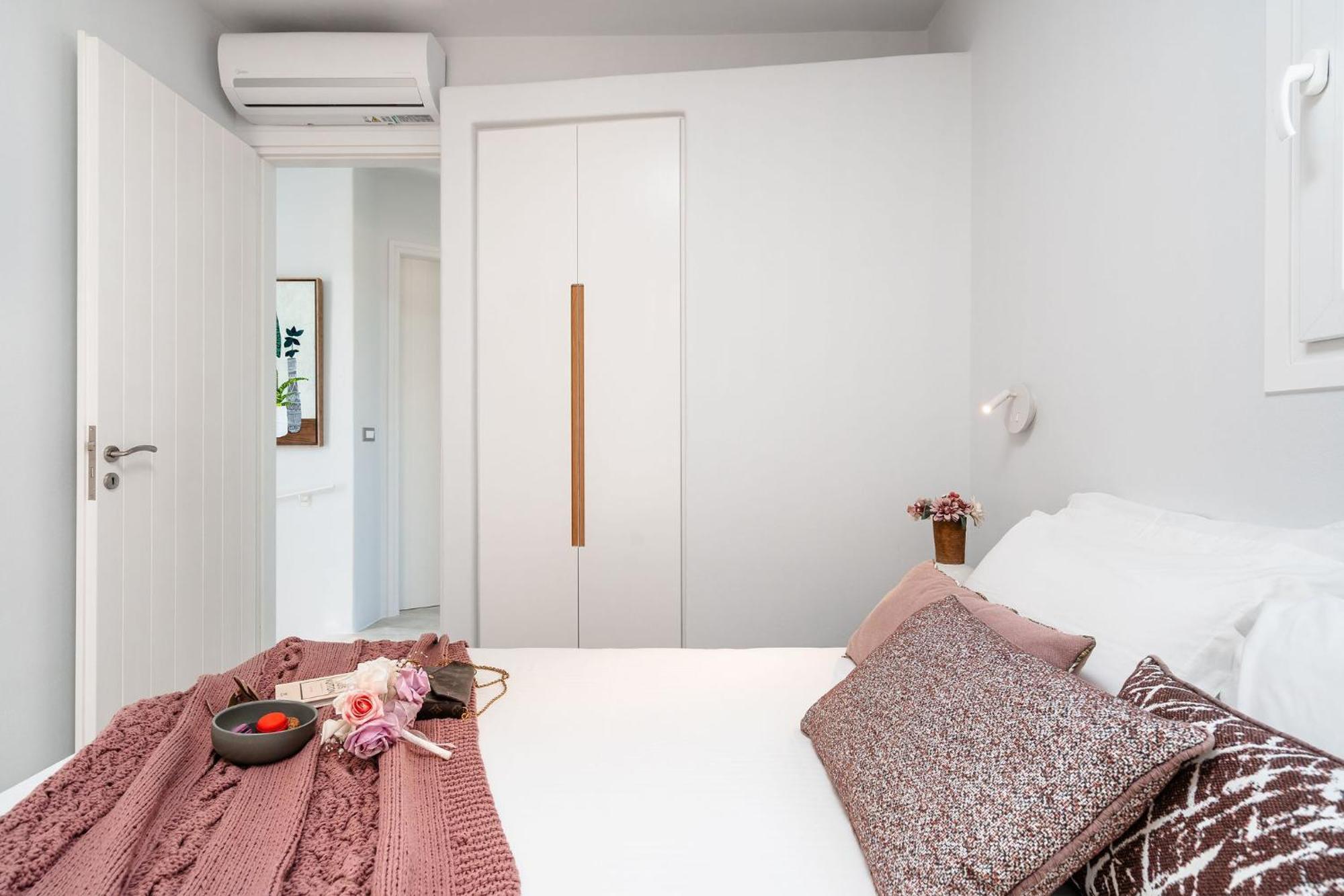 Sunday Luxury Suites Agia Anna  Extérieur photo