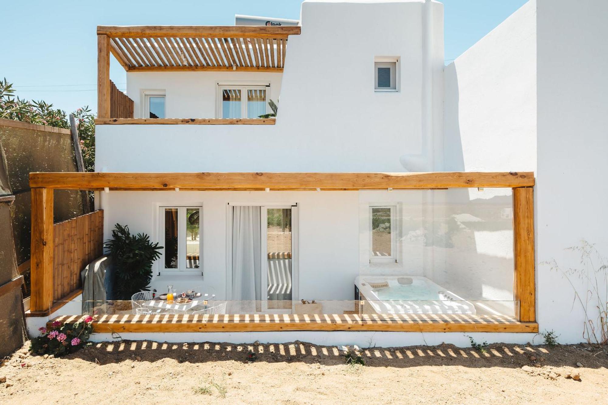 Sunday Luxury Suites Agia Anna  Extérieur photo